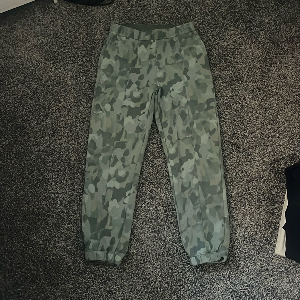 Camo sweatpants
